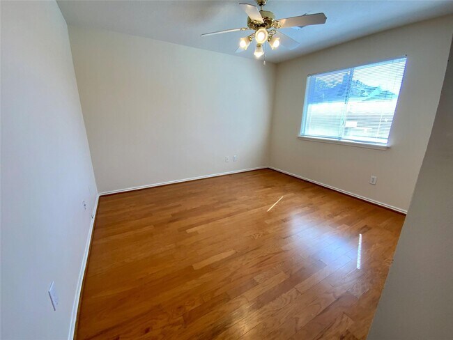 Foto del edificio - 8310 Diamond Way Ct