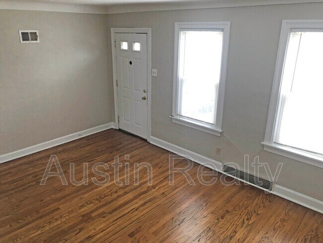 Building Photo - 8741 Bridgeport Ave