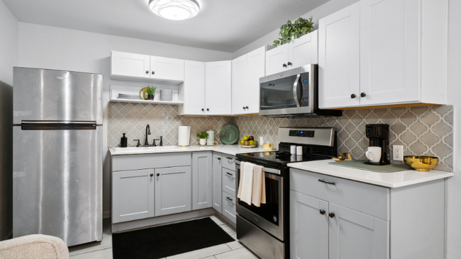 Foto del edificio - 5111 Ashwood Dr