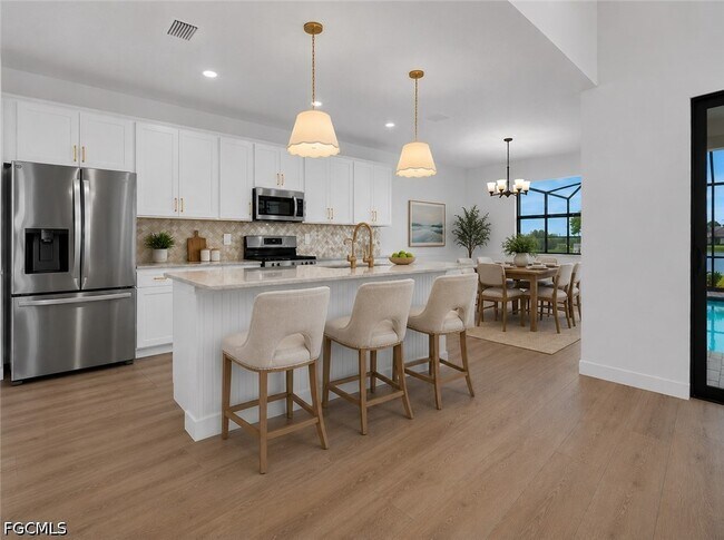 Building Photo - 10883 Timber Creek Dr