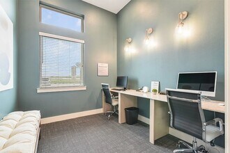 Building Photo - 3301 Gulf Fwy