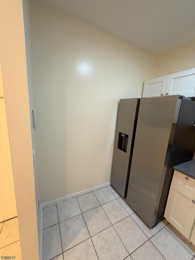 Foto del edificio - 1878 Springfield Ave