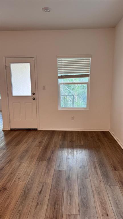 Building Photo - 1205 Sweetspire St