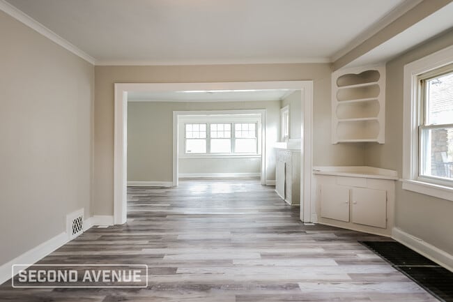 Foto del edificio - 5808 Prospect Ave