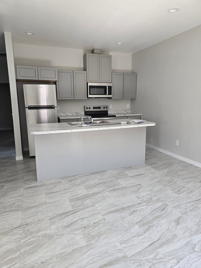 Building Photo - 2212 S 1st Ave