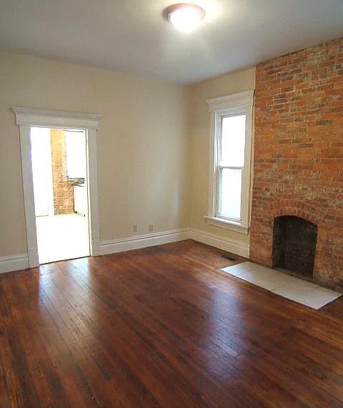 Foto del edificio - 1358 Neil Ave