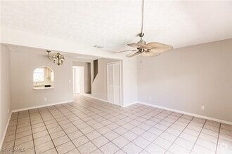 Building Photo - 1123 SW 48th Terrace