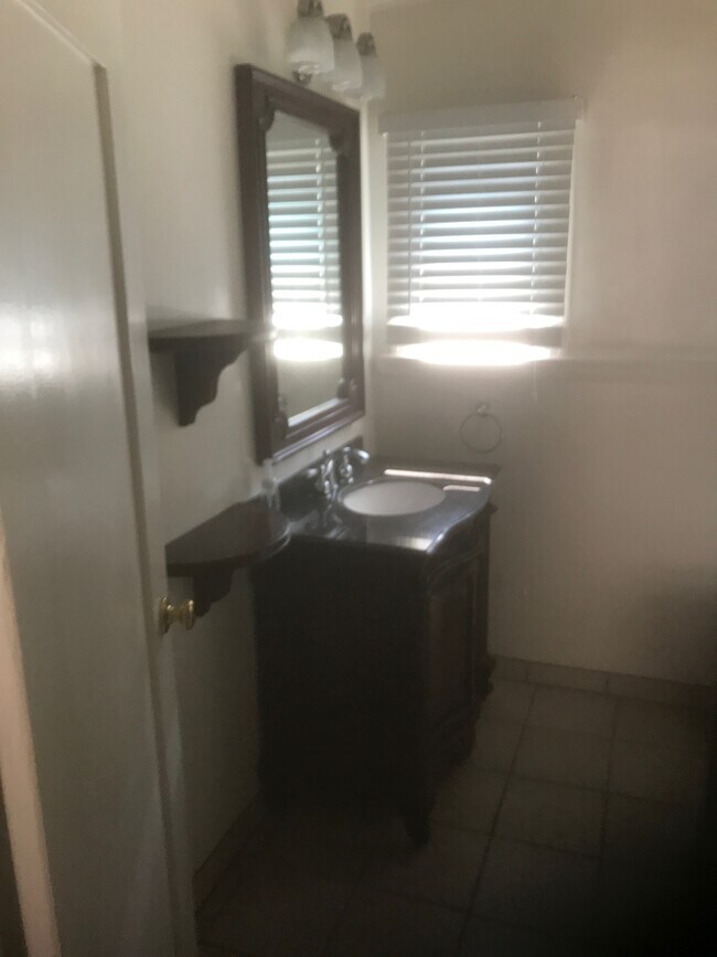 Foto del edificio - 9025 Carson St