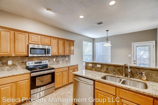 Building Photo - 4 br, 3 bath House - 22323 Chimayo Bend