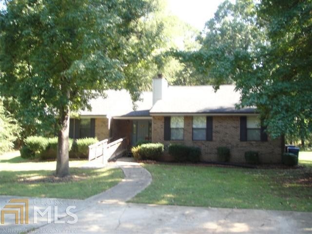 Building Photo - 1521 Flippen Rd