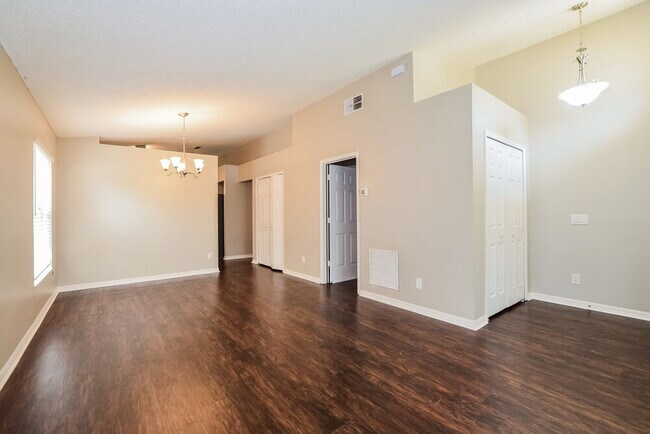 Foto del edificio - 641 Whitetail Loop