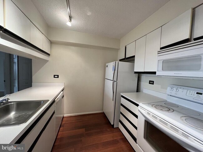 Foto del edificio - 233 S 6th St