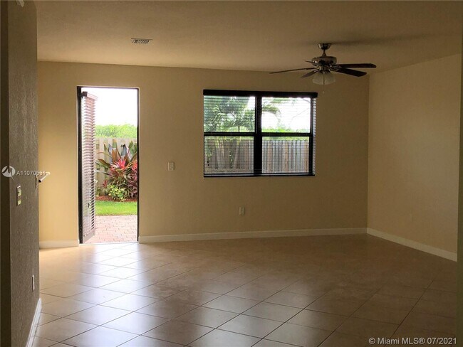 Building Photo - 9132 SW 227th Ln