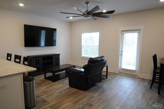 Foto del edificio - 8908 Brigade Trail