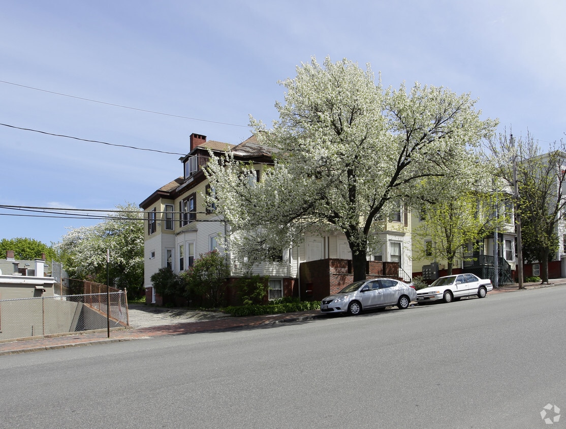 Exterior photo - 243-245 High St