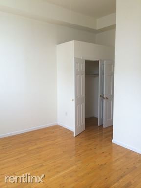 Foto del edificio - 1513 W Girard Ave