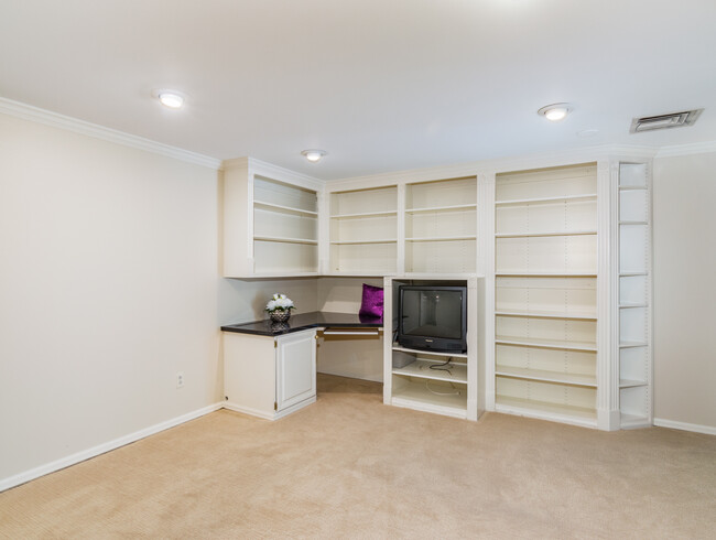 Beautiful solid built-in shelving - 800 N Pearl St