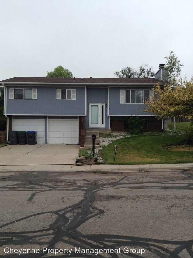Primary Photo - 4302 Sullivan St