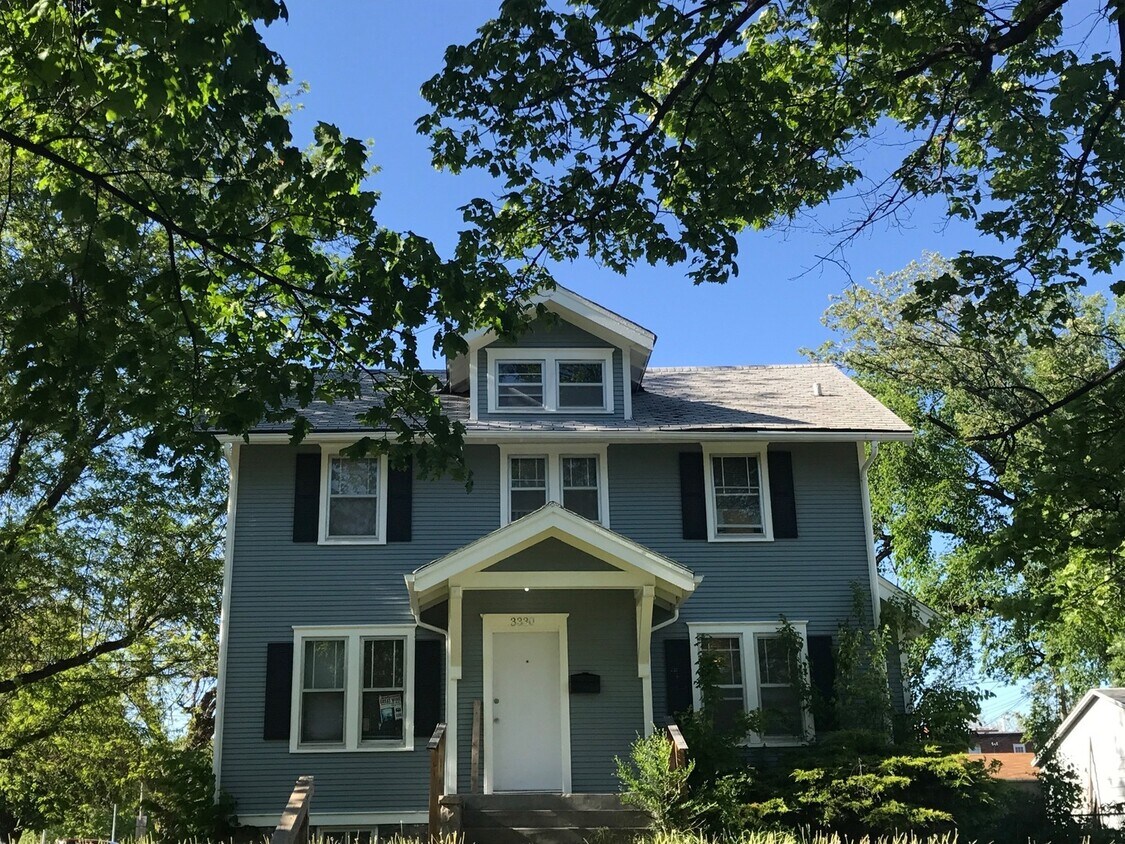 Primary Photo - 5+BR House, Midtown, Corner Lot- Move In R...