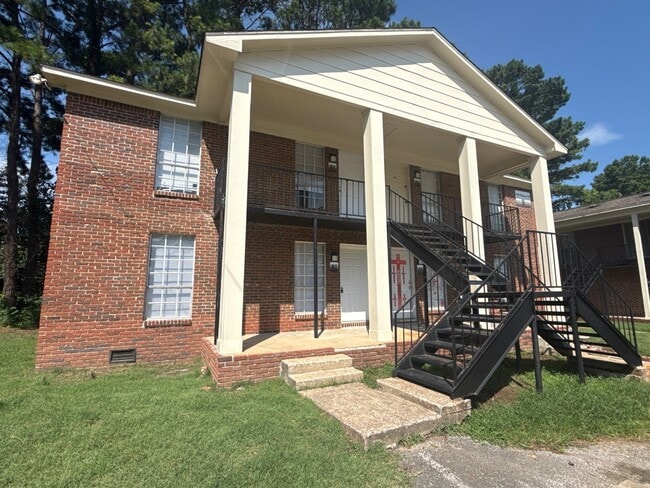 Building Photo - 1068 Wallace Rd