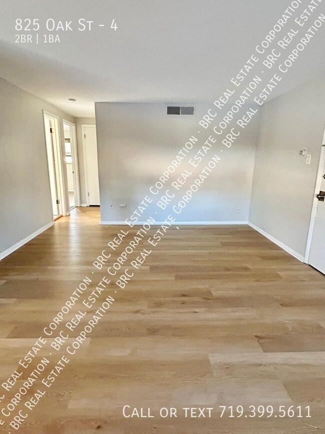 Foto del edificio - 825 Oak St