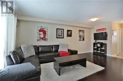 Building Photo - 2584 Valleyridge Dr
