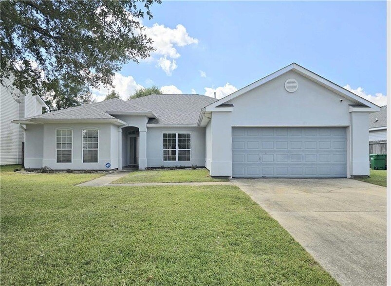 Foto principal - 1549 Hunters Point Dr