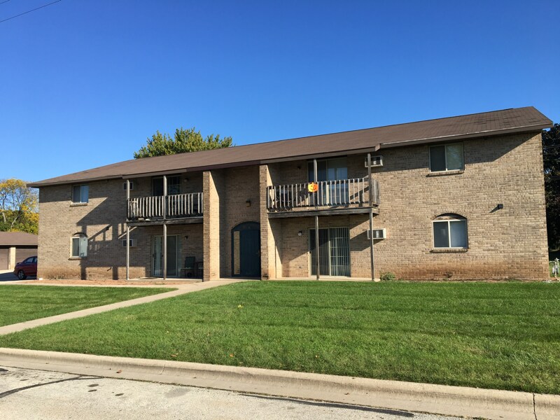 Primary Photo - 1685 Elkay Ln