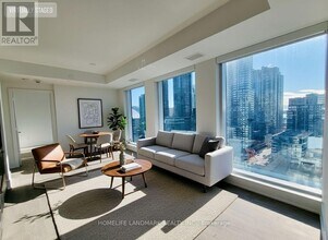 Building Photo - 470 Front St W