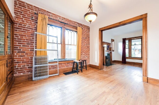 Foto del edificio - 1650 N Gaylord St