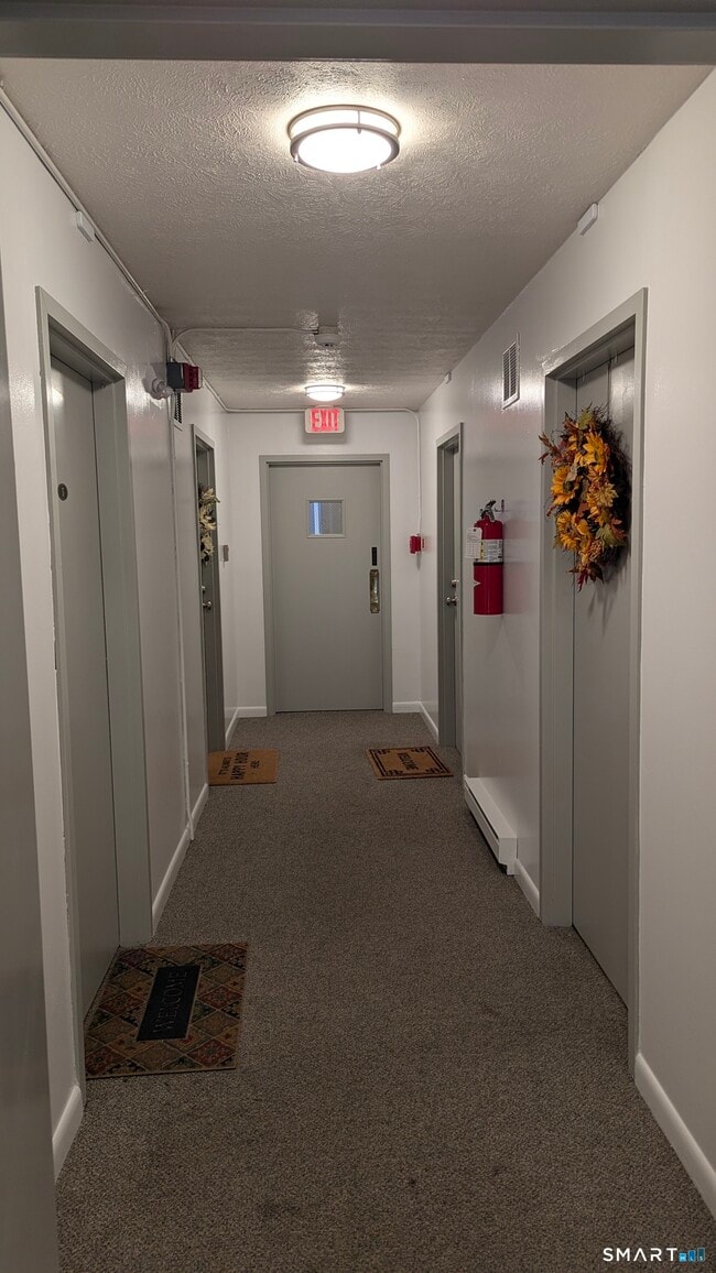 Foto del edificio - 65 California St