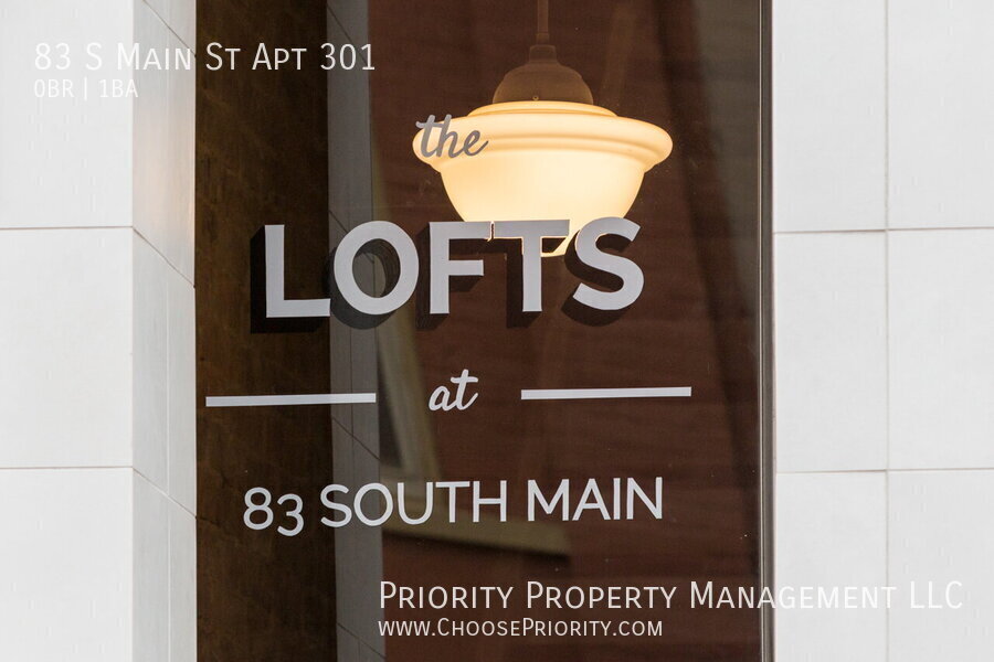 Foto principal - 83 S Main St