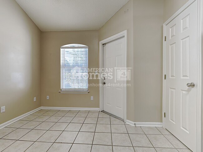 Building Photo - 96014 Sea Winds Dr