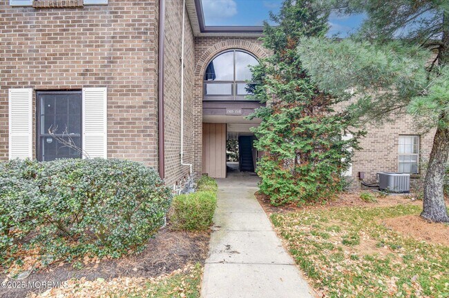 Foto del edificio - 1508 Wellington Pl