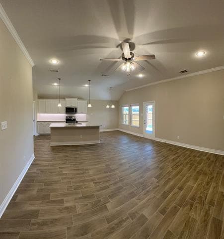 Building Photo - 905 Tippit Ln