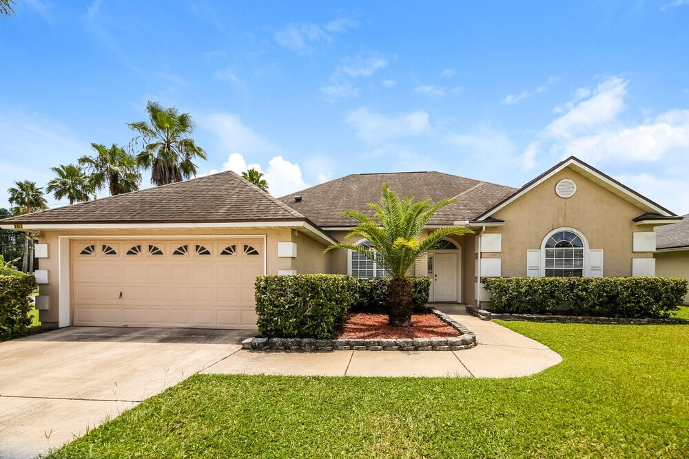 Primary Photo - 201 Carolina Jasmine Ln