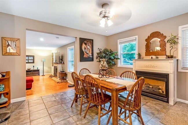 Foto del edificio - 56 Morellen Ln