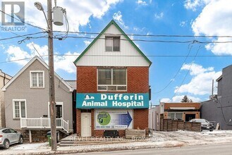 Building Photo - 2095 Dufferin St