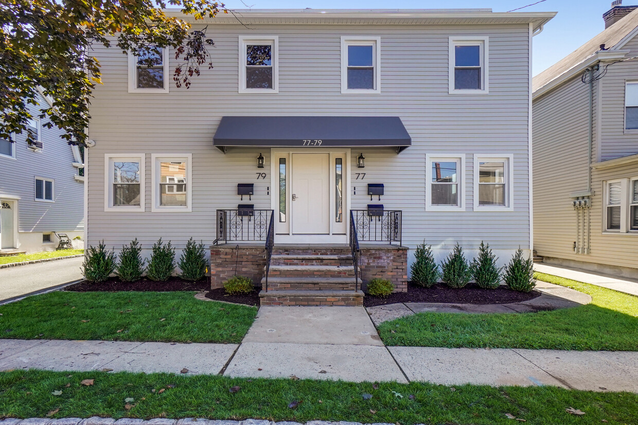 Front - 77 Mill St