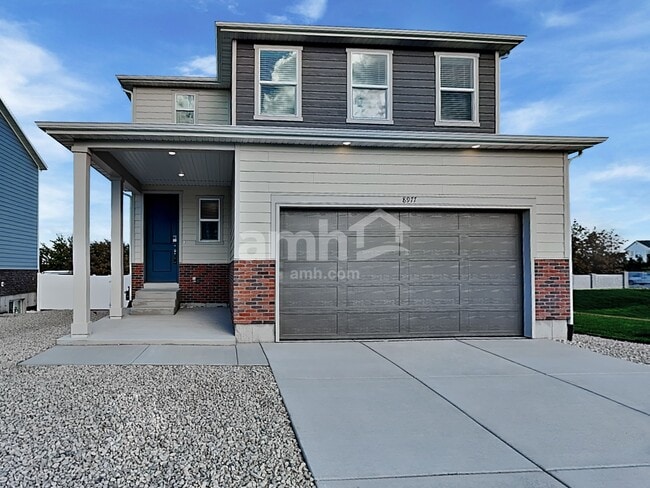 Building Photo - 8977 Royal Ln