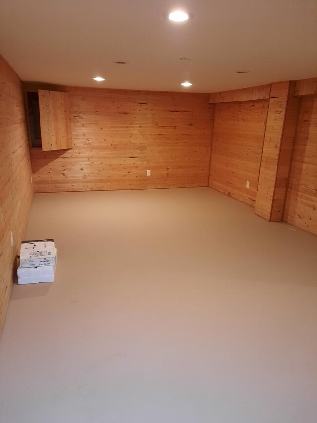 Basement - 5576 Sullivant Ave