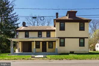 Building Photo - 124 Washington Rd