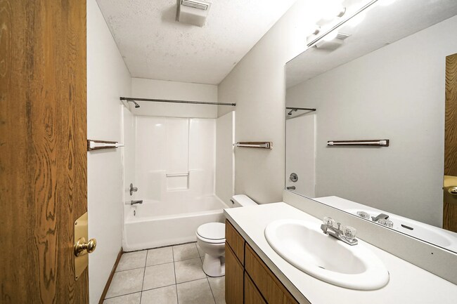 Building Photo - 1531 Whitehall Blvd