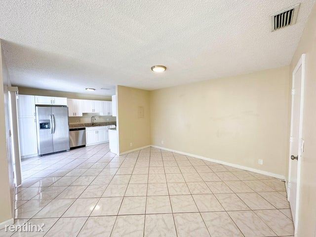 Foto del edificio - 3 br, 2.5 bath House - 1919 N Congress Ave
