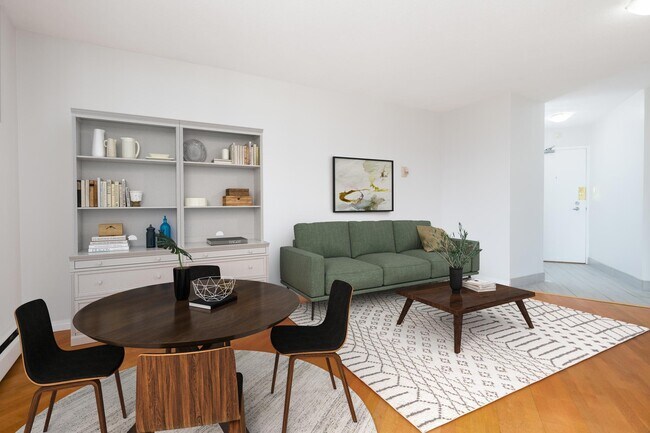 Building Photo - Hendry House