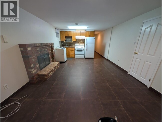 Building Photo - 1XXX E 27th Ave