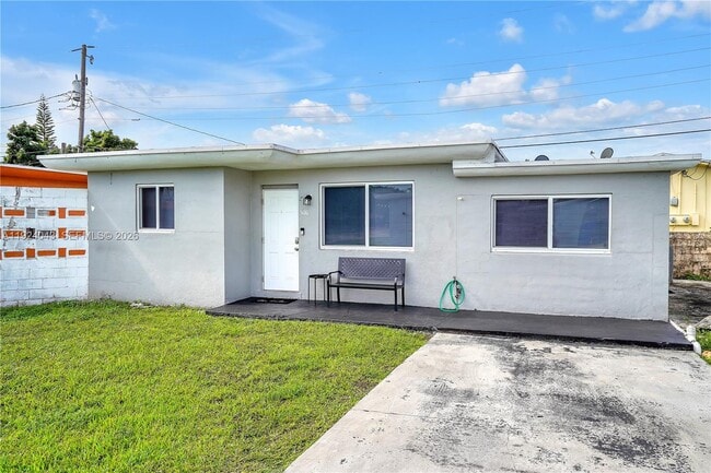 Building Photo - 506 N 60th Terrace