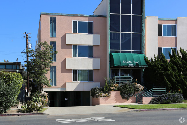 Building Photo - La Jolla Crest