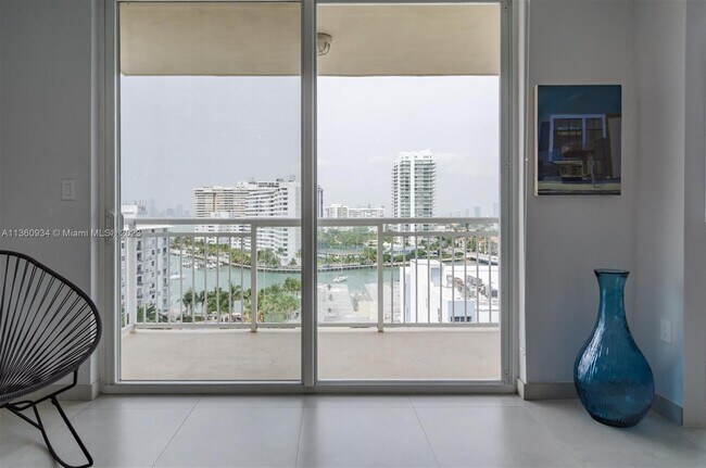 Foto del edificio - 1345 Lincoln Rd