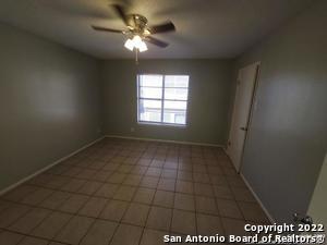 Building Photo - 911 Vance Jackson Rd